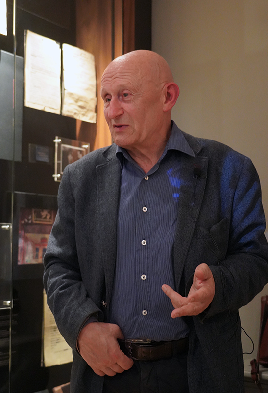 Александр Мелихов